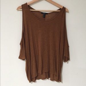 Open shoulder flowy top